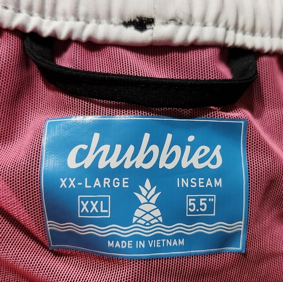 Chubbies Classic Swim Trunk The Capes In Black Size XXL 5.5" Inseam - Picture 3 of 11